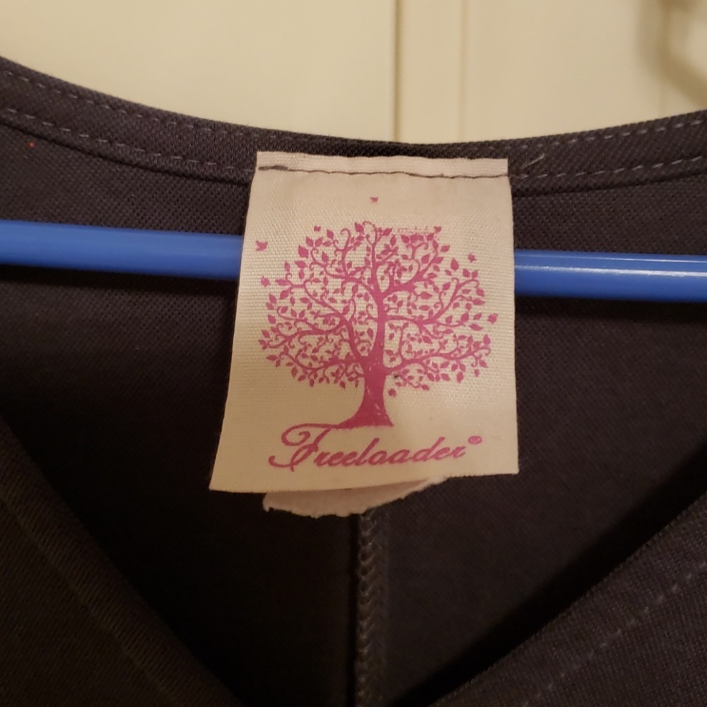 Freeloader Flowy Top - Picture 2 of 6